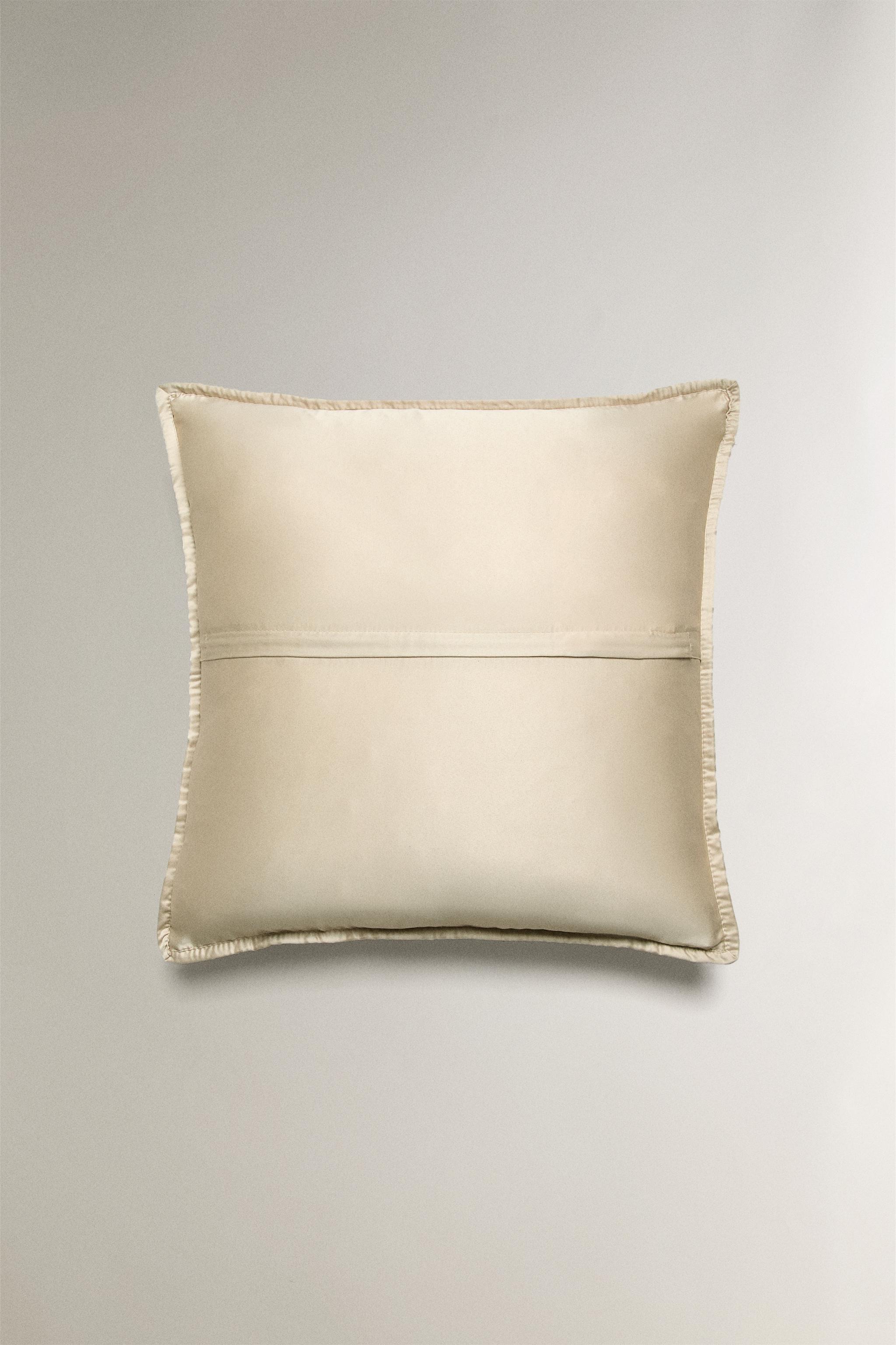 HOUSSE DE COUSSIN ÉDREDON UNI NŒUDS